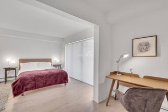 2225 W 8th Ave in Vancouver, BC - Building Photo - Building Photo