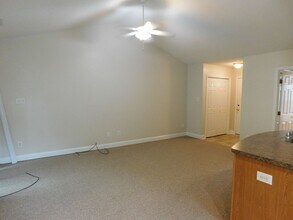 221 Church Hill Ct in New Bern, NC - Building Photo - Building Photo