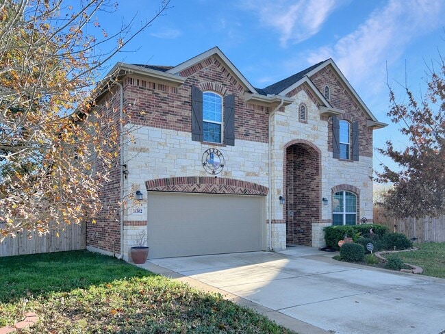 property at 11502 Hanson's Frst