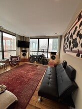 610 Main St, Unit 505 in Buffalo, NY - Building Photo - Building Photo