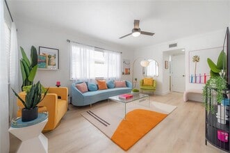 4316 S Lois Ave in Tampa, FL - Foto de edificio - Building Photo