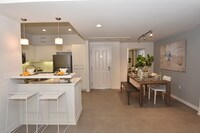 Building Photo - Casa Mira View Apartamentos in San Diego, California