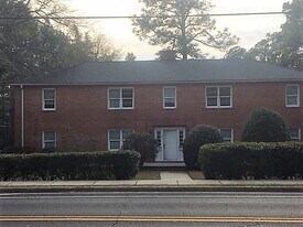 490 E Indiana Ave, Unit 1 in Southern Pines, NC - Building Photo