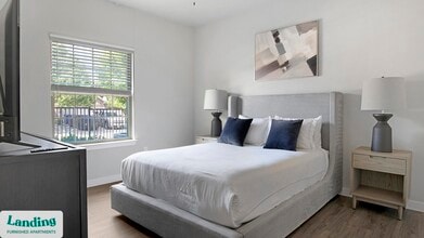 8200 Clarksprings Dr, Unit 2504 in Dallas, TX - Building Photo - Building Photo