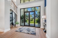 556 17th Ave S in Naples, FL - Building Photo - Building Photo