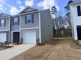4137 Lurelin Ln in Charlotte, NC - Building Photo