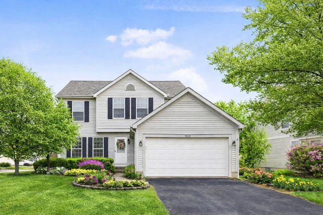 property at 8635 Oak Creek Dr