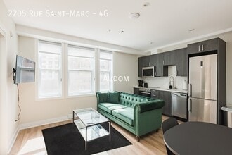 Saint-Marc in Montréal, QC - Building Photo - Interior Photo