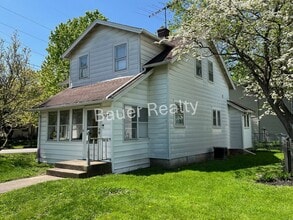 424 Sharp St in Ashland, OH - Building Photo - Building Photo