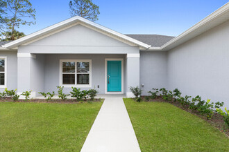 8 Waywood Pl in Palm Coast, FL - Building Photo - Building Photo