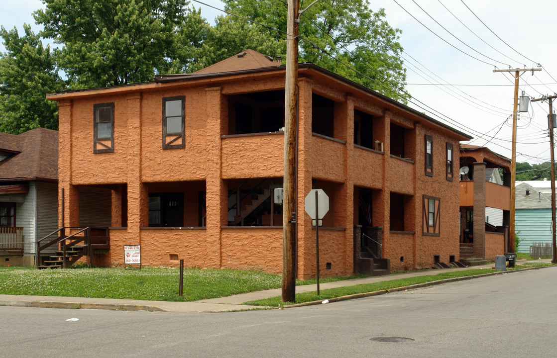 601 Park Ave in Charleston, WV - Building Photo