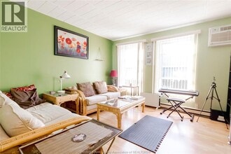 6595 Thornberry Crescent in Windsor, ON - Building Photo - Building Photo