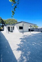 824 Winters St in West Palm Beach, FL - Building Photo - Building Photo