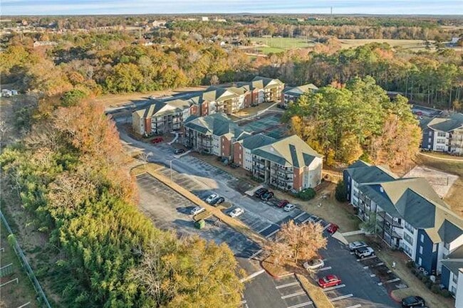 property at 626 Shug Jordan Pkwy