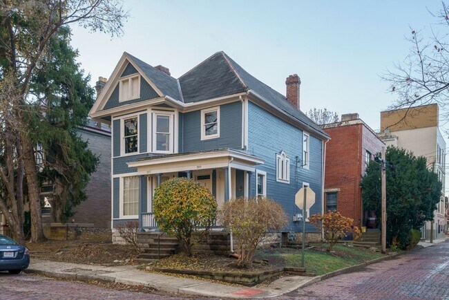 207 W Hubbard Ave in Columbus, OH - Building Photo - Building Photo