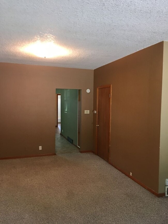 property at 405 Grant St