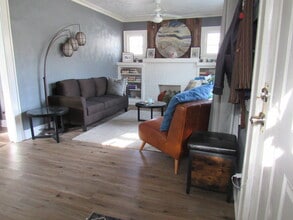 5004 Euclid Ave in Kansas City, MO - Foto de edificio - Building Photo