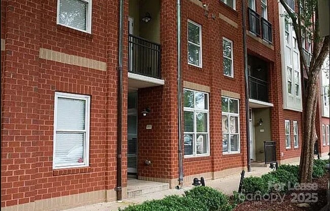 property at 1320 Fillmore Ave