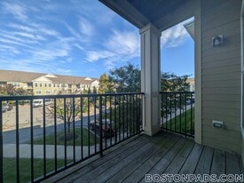 311 Lowell St in Andover, MA - Building Photo