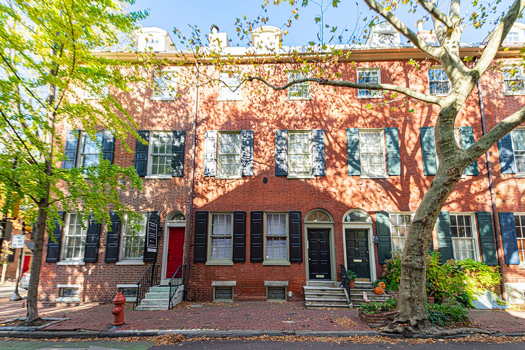 253 Pine St, Unit 1st Floor in Philadelphia, PA - Foto de edificio