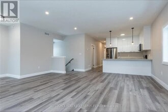 104 Fifth Ave in Kitchener, ON - Building Photo - Building Photo