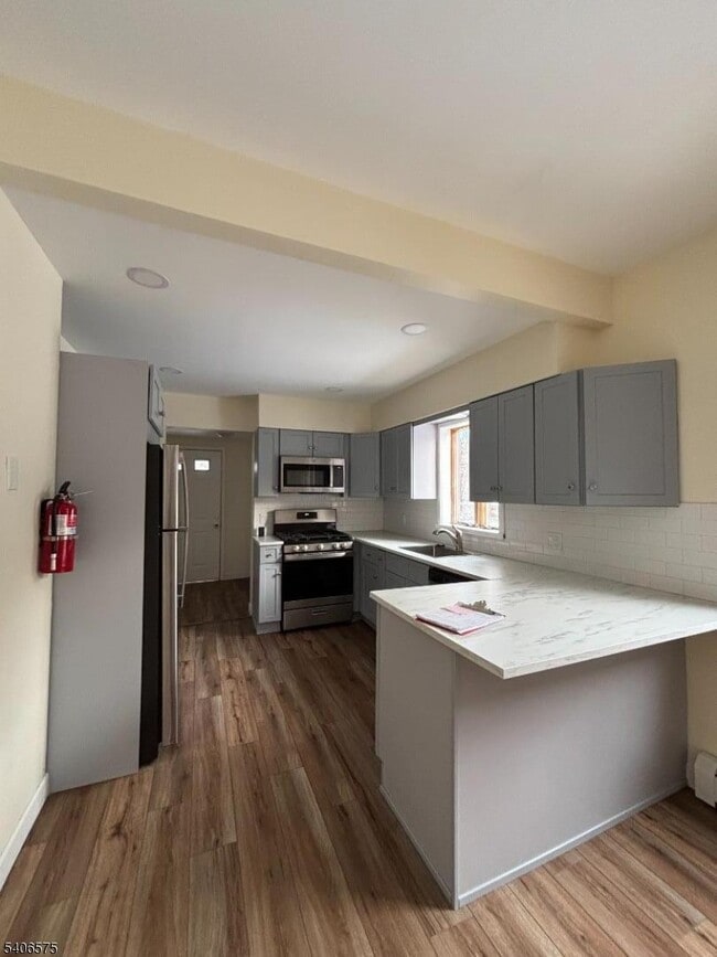 property at 225 E Northfield Rd