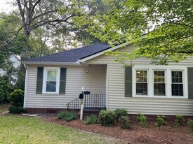 112 Donaldson St in Statesboro, GA - Building Photo