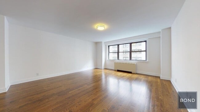property at 400 E 89th St