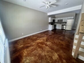 305 Broad St in Statesboro, GA - Building Photo - Building Photo