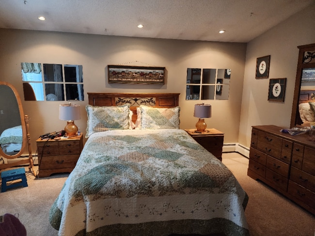 220 Main St, Unit 4-L in New Hartford, CT - Building Photo - Building Photo