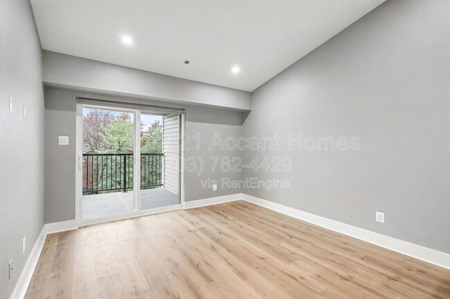 3313 Wyndham Cir in Alexandria, VA - Building Photo - Building Photo