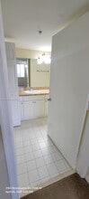 2163 Renaissance Blvd in Miramar, FL - Foto de edificio - Building Photo