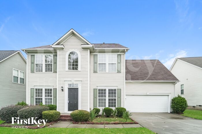 11831 Guildhall Ln in Charlotte, NC - Foto de edificio