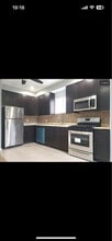 2214 N Mango Ave in Chicago, IL - Building Photo - Building Photo