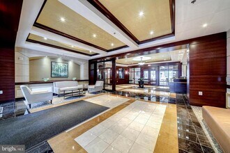 888 N Quincy St in Arlington, VA - Building Photo - Building Photo