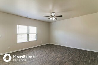 6037 Heisler St in Rex, GA - Foto de edificio - Building Photo