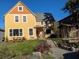 819 Donovan Ave in Bellingham, WA - Building Photo