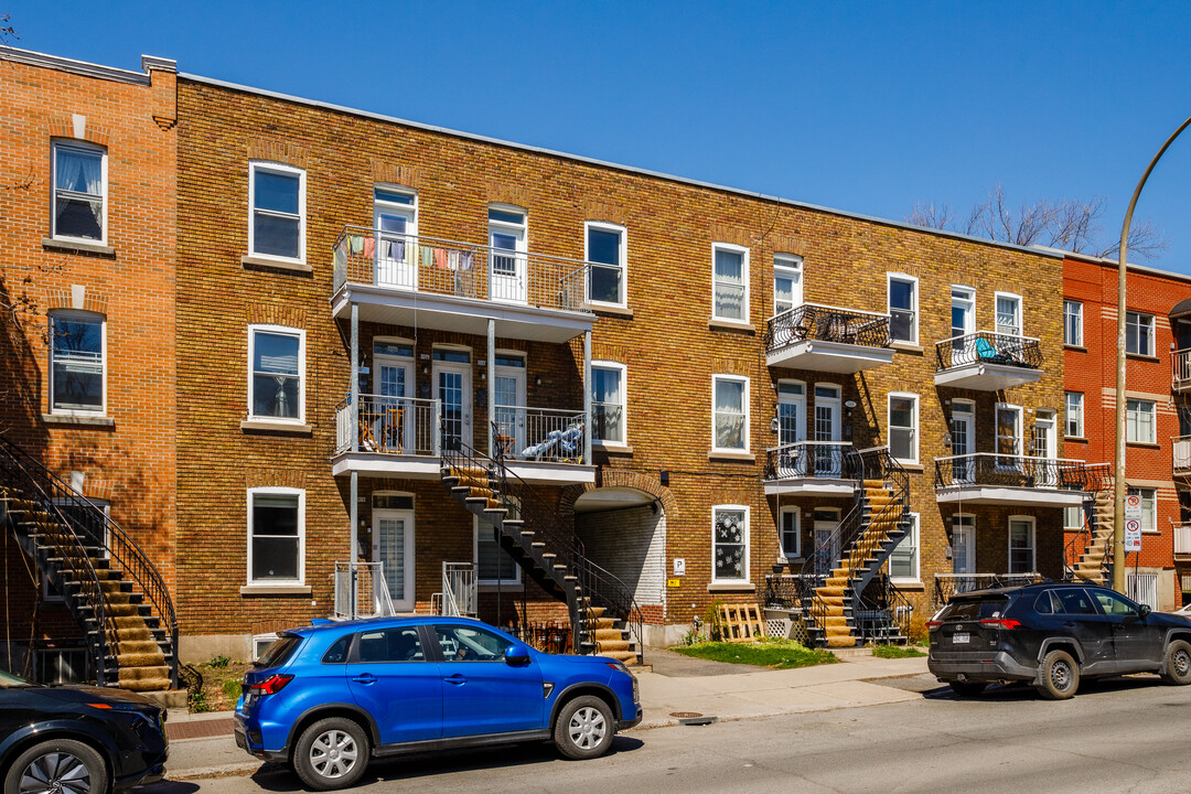 3383 Lacombe Av in Montréal, QC - Building Photo