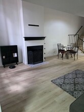 2441 Old Forge Ln in Las Vegas, NV - Building Photo - Building Photo