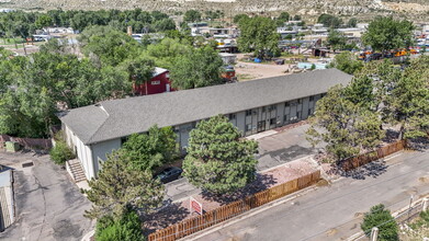 Raintree Apartments in Colorado Springs, CO - Building Photo - Primary Photo