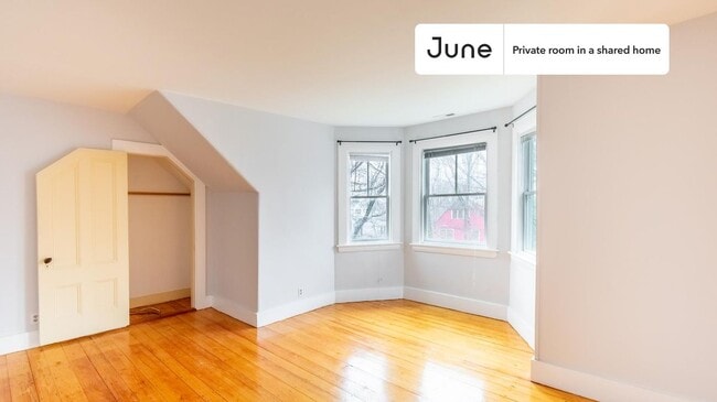 Room in Shared 5 bed/2.5 bath home in Boston, MA - Building Photo - Building Photo