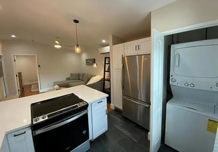 420 Olive Ave in Long Beach, CA - Building Photo - Building Photo