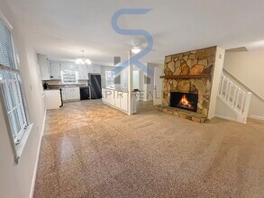 4125 Maple Ferry Dr in Kennesaw, GA - Building Photo - Building Photo