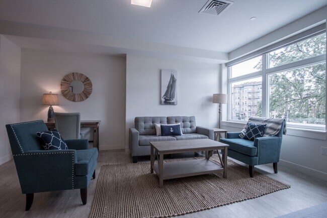 900 Beacon St in Boston, MA - Building Photo - Building Photo