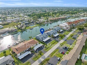 4626 SE 5th Pl in Cape Coral, FL - Building Photo - Building Photo