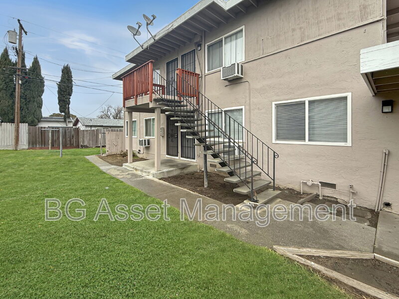 412 San Marco St in Fairfield, CA - Foto de edificio
