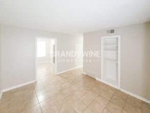 4534 Valley Stream Dr in Memphis, TN - Building Photo - Building Photo