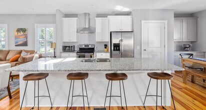1175 Leesville St in North Charleston, SC - Building Photo - Building Photo