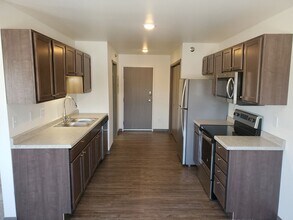 Stonebrook 3 in Detroit Lakes, MN - Building Photo - Interior Photo