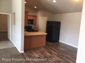 1019 Village River Ln in Midvale, UT - Building Photo - Building Photo